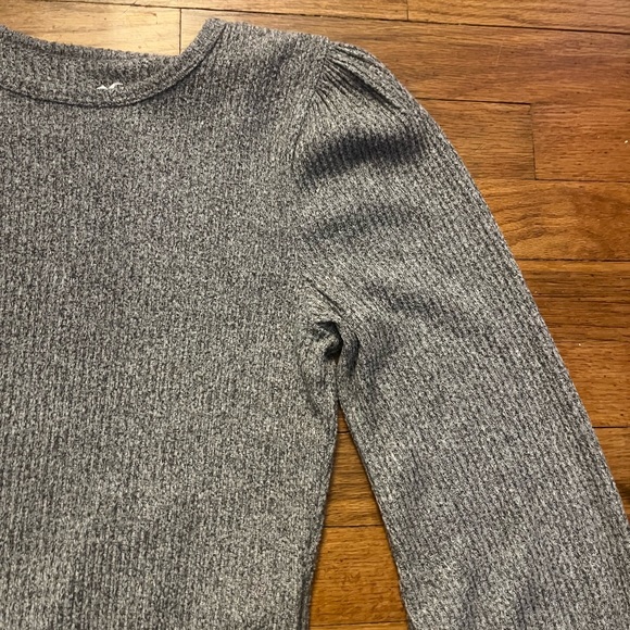 Hollister bodysuit - Picture 2 of 3